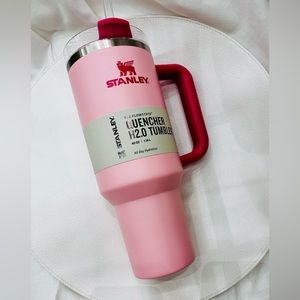New Flamingo Stanley 40oz Stainless Steel H2.0 FlowState Quencher Tumbler